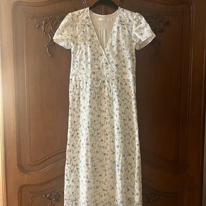 Christy Dawn Sea Spray Dawn, Size XS Petite